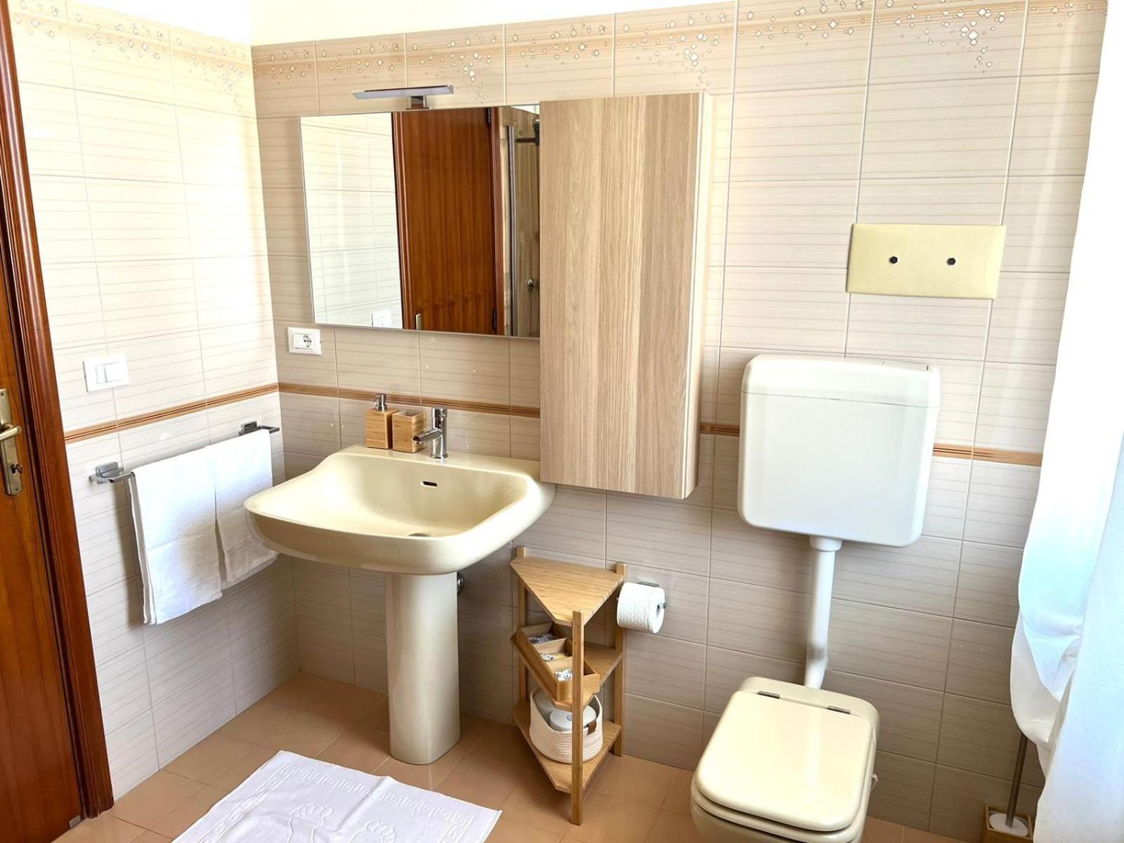 Damadimare Casa Vacanze Montesilvano Marina Екстериор снимка